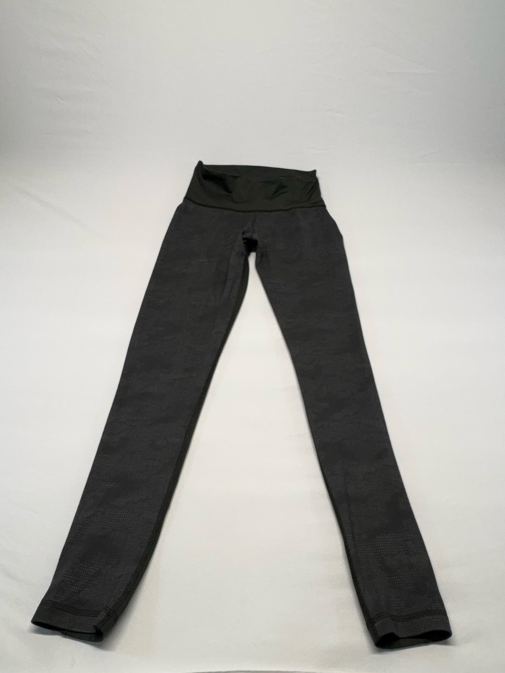 Adidas Aeroknit Seamless High-Rise 7/8 Tights - Sage Green - Size  Small